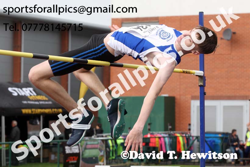 Mens under-17s high jump, Northern Under-17s/U-15s and U13s Champs, Leigh Sports Village, Leigh. Photo: David T. Hewitson/Sports for All Pics